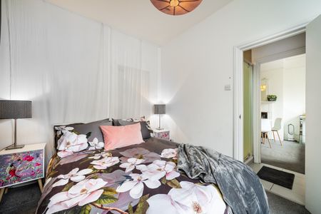 Studio Flat, Belsize Park, NW3 - Photo 3