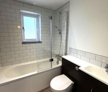 2 bedroom terraced house to rent - Photo 5