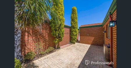 Settle in & feel at home - Spacious 3 Bedroom Kinross Villa - Photo 5