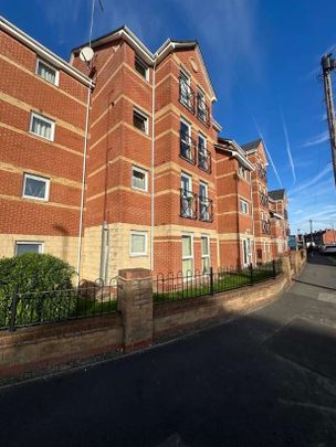 Swan Lane, Coventry, CV2 - Photo 1