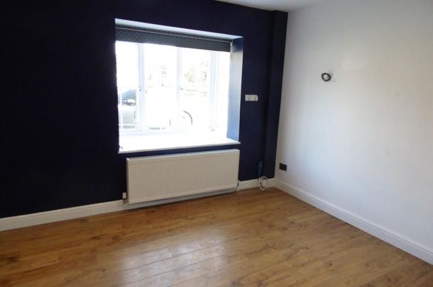 The Greendale, Fareham - Photo 1