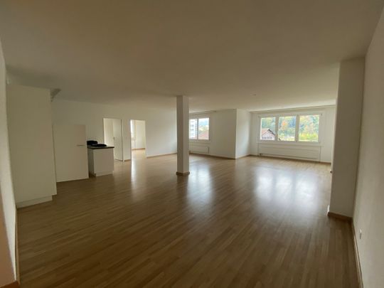 Moderne 3.5-Zimmer-Wohnung mit Aussicht in Emmenbrücke - Photo 1