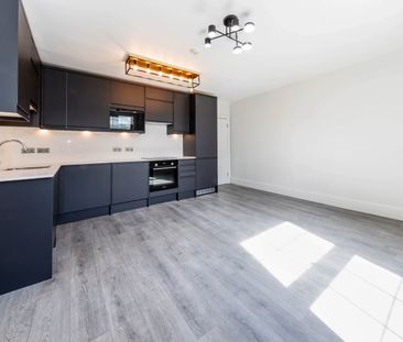 1 Bed Flat, Streatham Hill, SW2 - Photo 3
