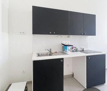 A LOUER AVIGNON INTRA-MUROS ( 84000 ) : Studio - 1 pièce - 34.92m² ... - Photo 5