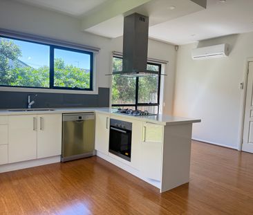 3/116 Kanooka Grove, Clayton VIC 3168 - Townhouse For Rent | Domain - Photo 5