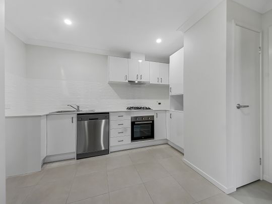 2/754 Kingston Road,LOGANLEA - Photo 1