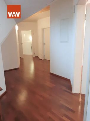 Sehr große und helle 3-Zi-DG-Wohnung im 1. OG - Foto 1