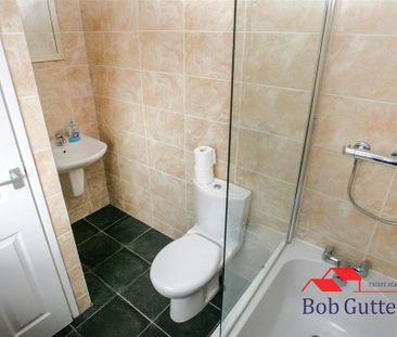 2 bedroom terraced house to rent - Photo 6