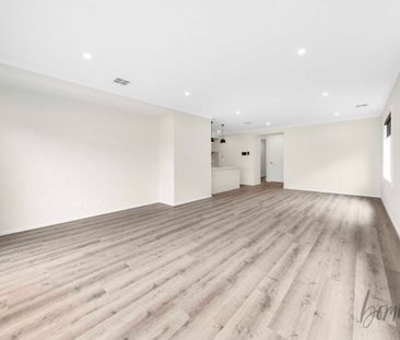 Family Home! - Photo 5