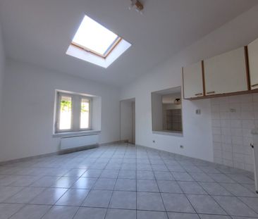 Location Appartement 1 pièce 28m² - Photo 3