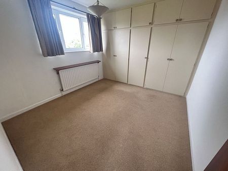 4 Bedroom Detached - Photo 4