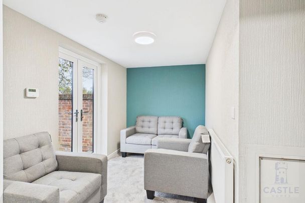 1 bedroom house of multiple occupation to rent - Photo 1