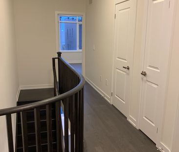For Lease - 197 Salterton Circle, Vaughan, Ontario - Photo 6