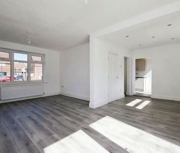 Airdrie Grove - Photo 1