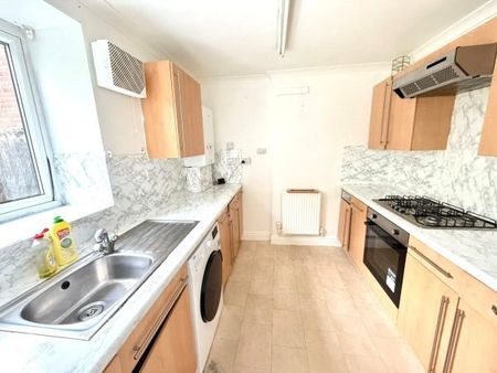 Oldegate House, East Ham E6, Property for rent - Photo 4