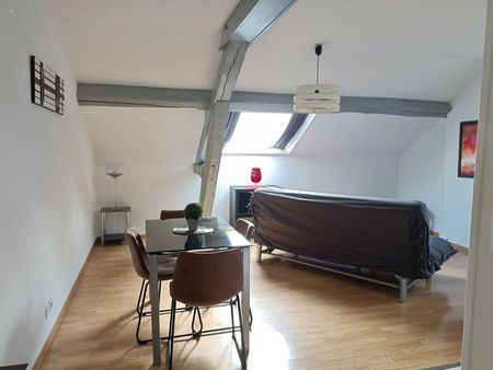 Location Appartement 2 pièces 43m² TROYES 10000 - Photo 2