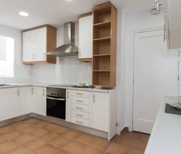 Room in a shared 10-bedroom apartment for rent in Gaztambide - Foto 5