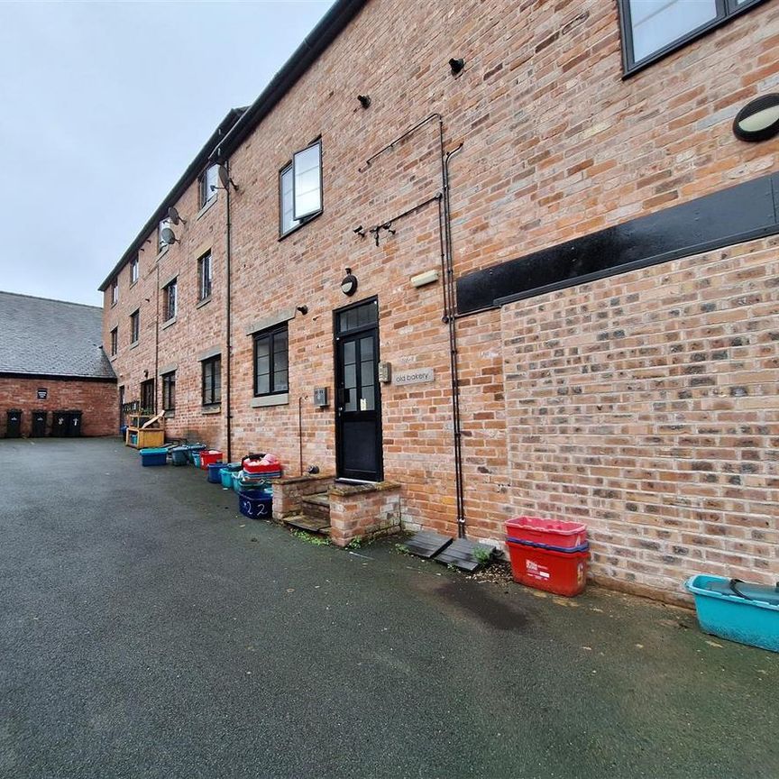 1 bedroom flat to rent - Photo 1