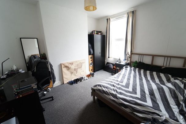 4 bedroom house to rent - Photo 1