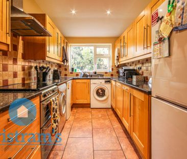 4 bed Semi-Detached House for Rent - Photo 2