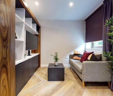 Studio to rent - Photo 1