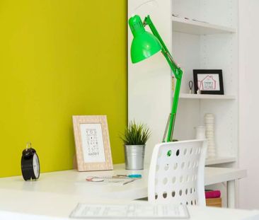 Via dei Mandorli, Cesano Boscone, Lombardy 20090 - Photo 1