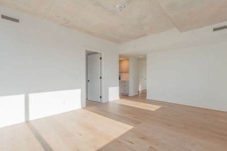 For Lease - 7 Fairbank Avenue Unit# 701, Toronto, Ontario - Photo 5