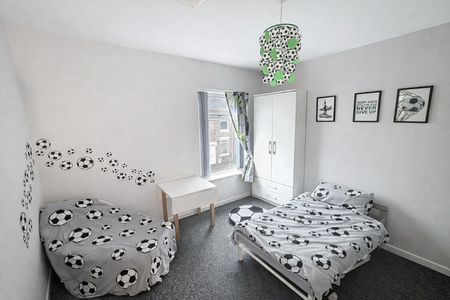 2 bedroom semi-detached house to rent - Photo 2