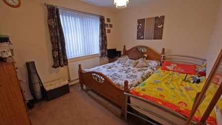 3 bedroom terraced house to rent - Photo 5