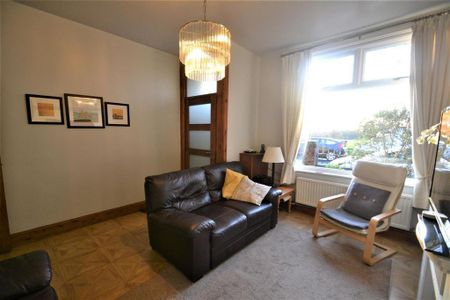 2 bedroom end of terrace house to rent - Photo 2