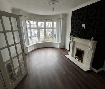 3 bedroom semi-detached house to rent - Photo 1