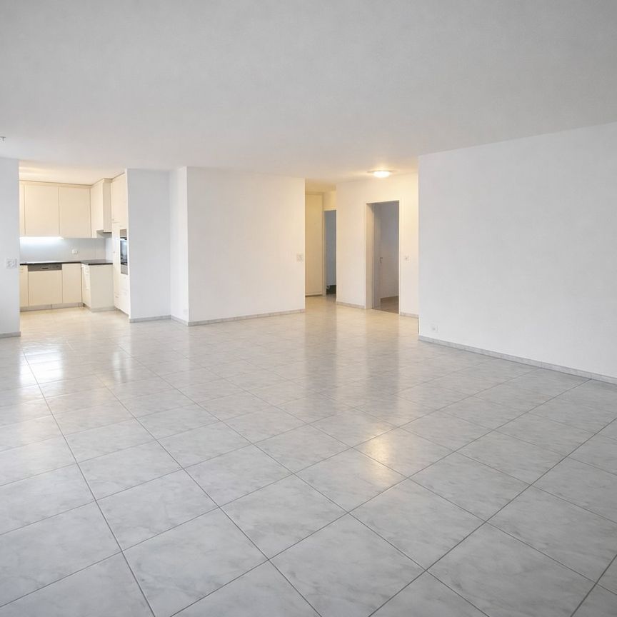 4.5 Zimmer, 100 m², 2. Stock - Photo 1