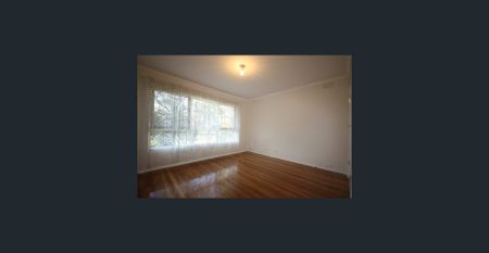 3 BEDROOM HOME IN NARRE WARREN! - Photo 4