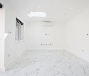 2 bedroom semi-detached house to rent - Photo 2