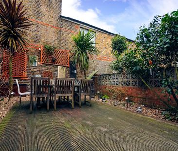 2 bedroom ground floor flat to rent - Photo 1