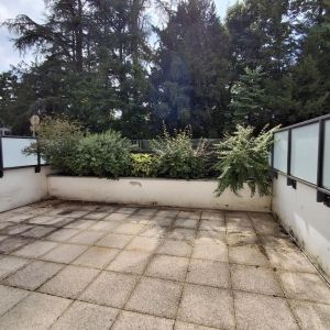 Location Appartement à RIVES - Photo 1