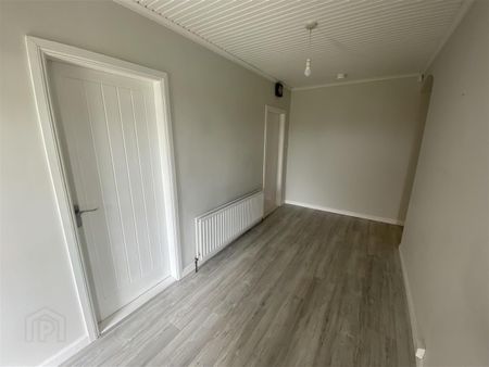 227 Tandragee Road, BT62 3RA, Portadown - Photo 3