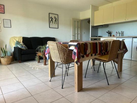Location Appartement 3 pièces 64m² NIMES 30900 - Photo 1
