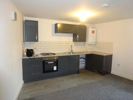 2 bedroom flat to rent - Photo 4