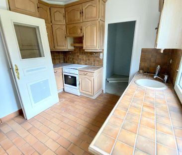Location Maison 6 pièces 177m² BEAUVAIS 60000 - Photo 4