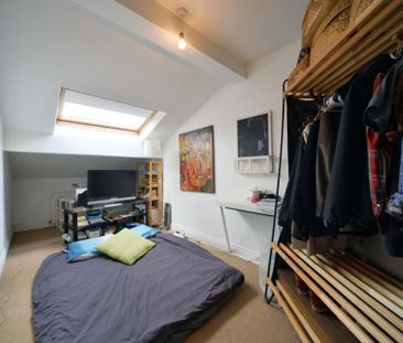 4 bedroom terraced house to rent - Photo 4