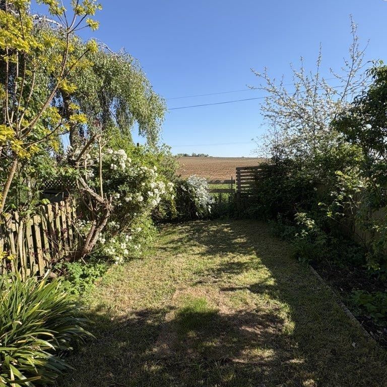 Weston Cottages, Buscot Wick, Faringdon - Photo 1