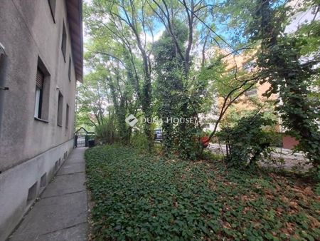 Kiadó átlagos állapotú lakás - Budapest XII. kerület - Fotó 2