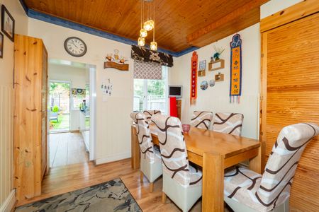 4 bedroom detached house to rent, - Photo 3
