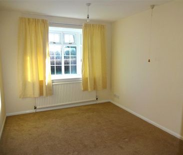 3 bedroom bungalow to rent - Photo 2