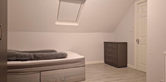 Room in a Shared Flat, Woodside Green, SE25 - Photo 3