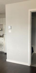 Petit loft ! semi meublé + wifi inclus - Photo 3