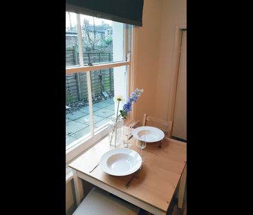 1 Bed Flat, Montrell Road, SW2 - Photo 2