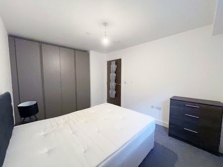 Property For Let - 49 Hurst Street - Photo 2