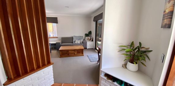 Coastal Comfort & Convenience - Photo 2